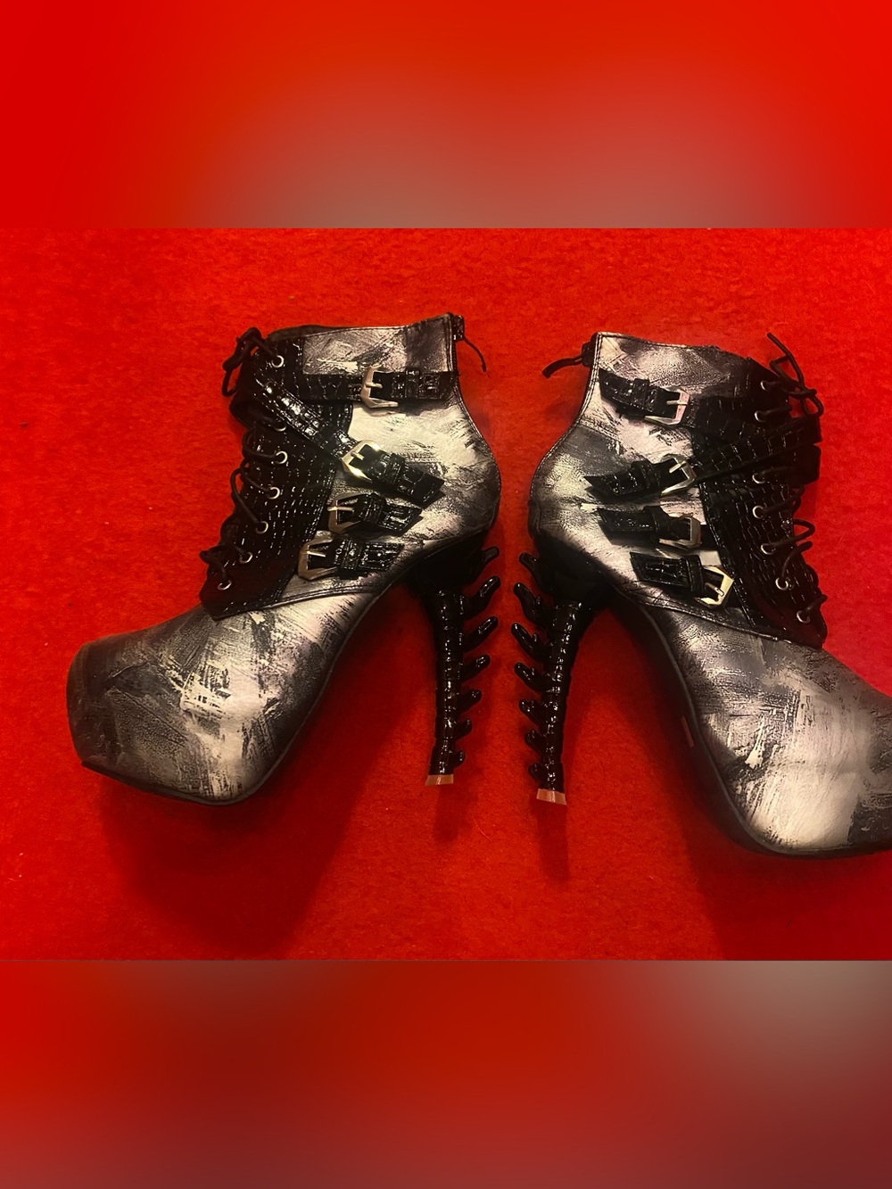 Dream Pairs Black and Gray - Spine Heeled Platform Ankle Boot With Buckles - Picture 4 of 6